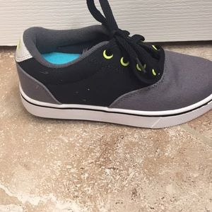 Boys Heelys size 2 brand new without box